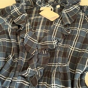 DOEN  , Size L , Navy , Black and White  plaid